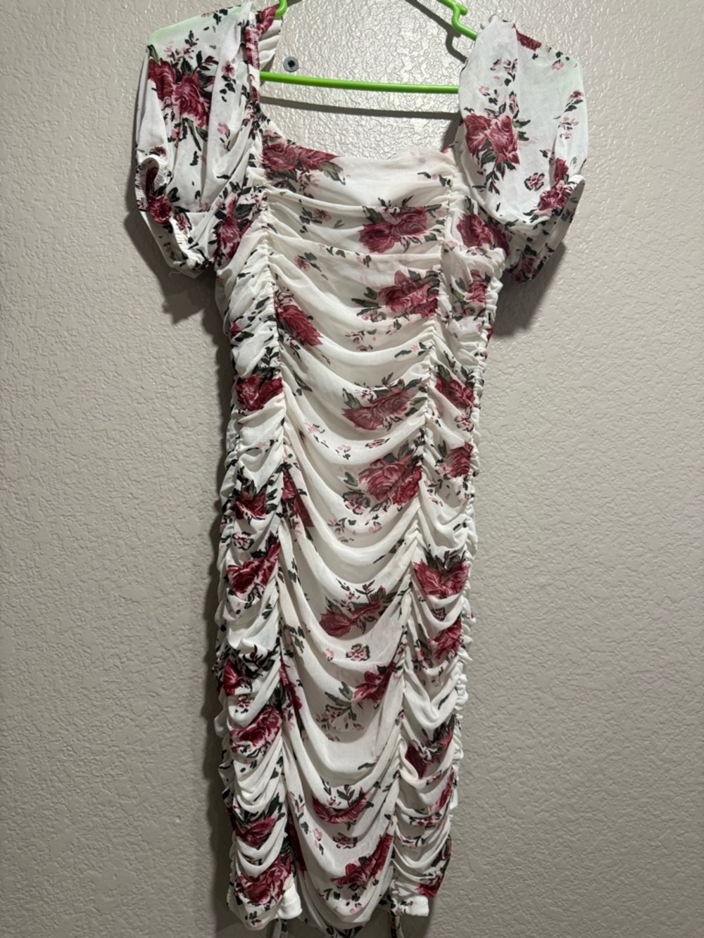 womens scrunched dress white floral print size small
